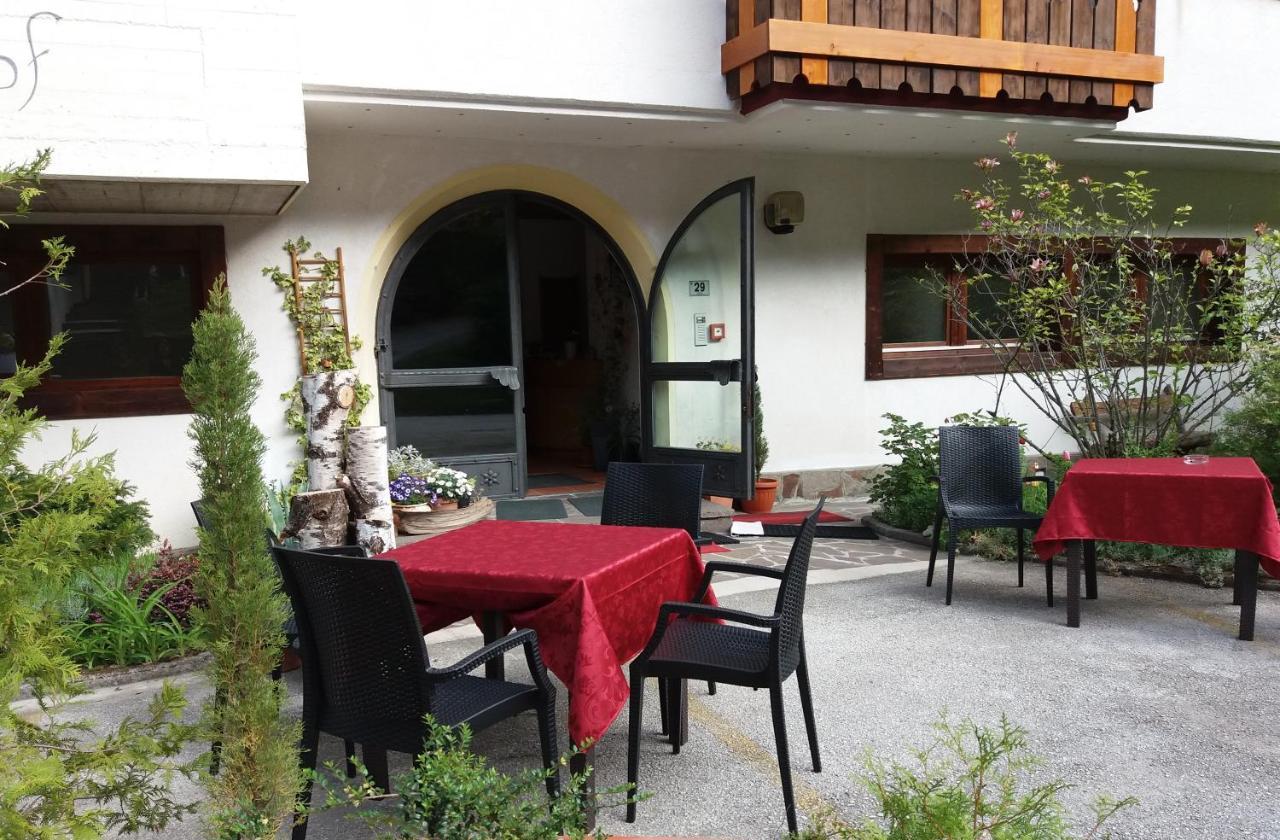 Hotel Klammhof Salurn Exterior foto